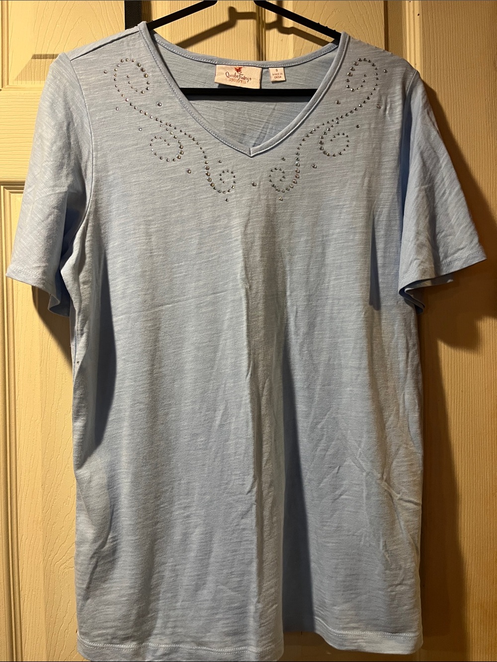 Quacker Factory Light Blue V-Neck Short Sleeve Tee with Rhinestone Swirl